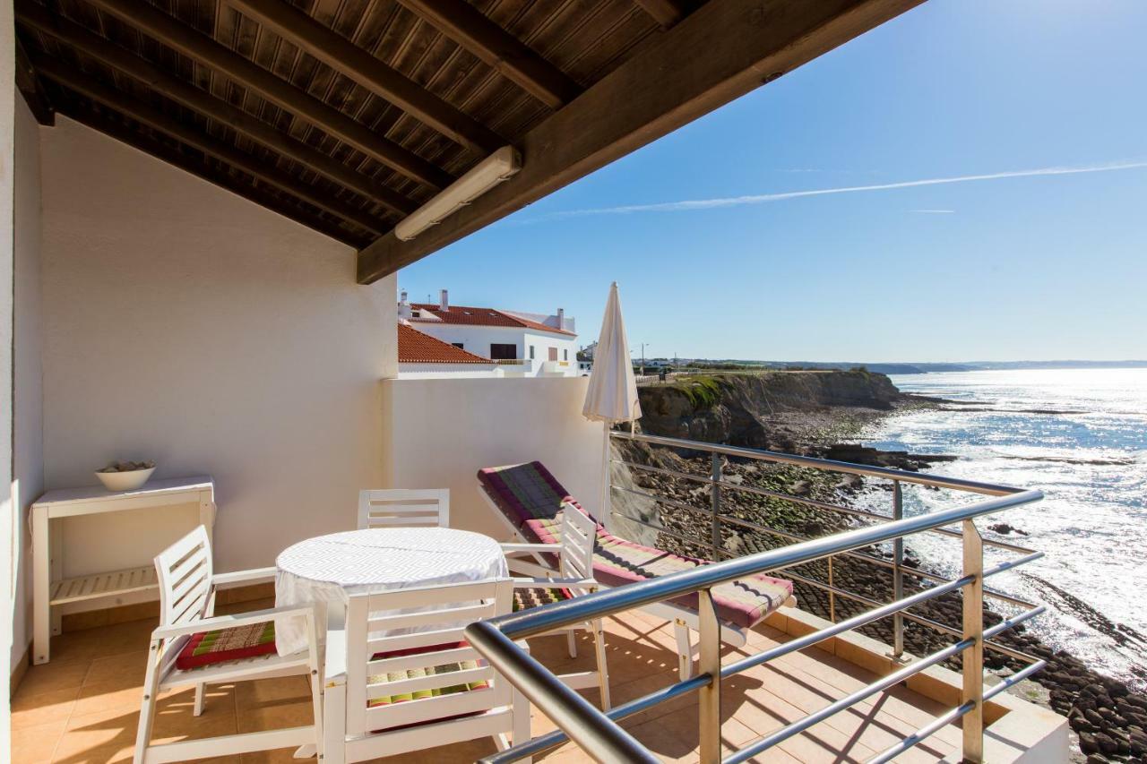 Bed and Breakfast Casa D'Arriba Atouguia Da Baleia Exterior foto